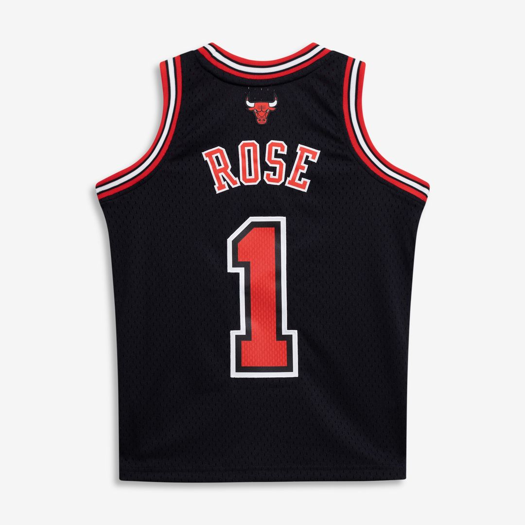 Derrick Rose Chicago Bulls Mitchell & Ness Youth 2010/11 Hardwood Classics Swingman Jersey - Black