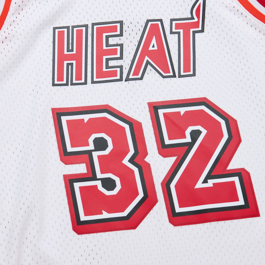 Shaquille O'Neal Miami Heat Mitchell & Ness 2007/08 Hardwood Classics Swingman Jersey - White