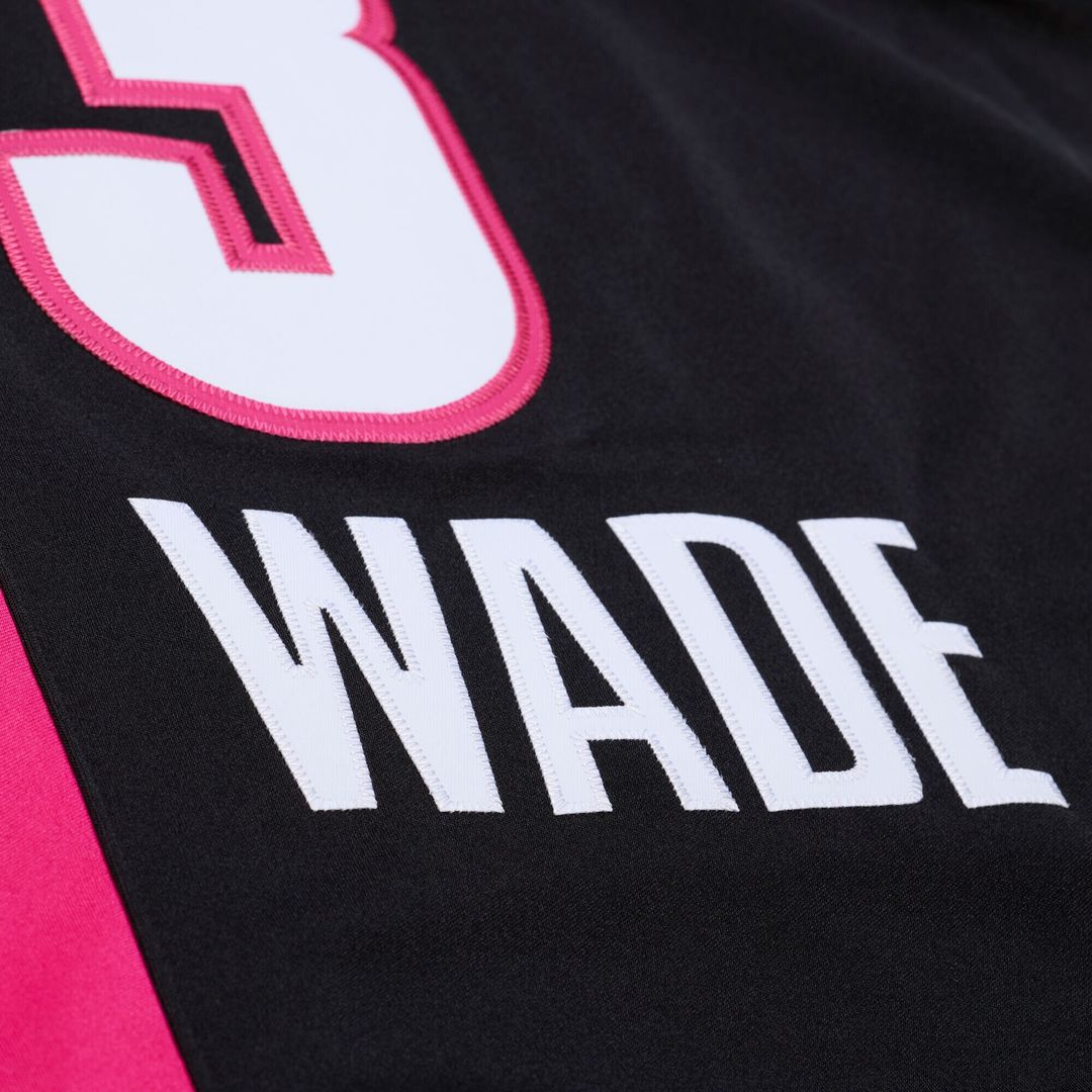 Dwyane Wade Miami Heat Mitchell & Ness 2005 - 06 Hardwood Classics Authentic Jersey - Black