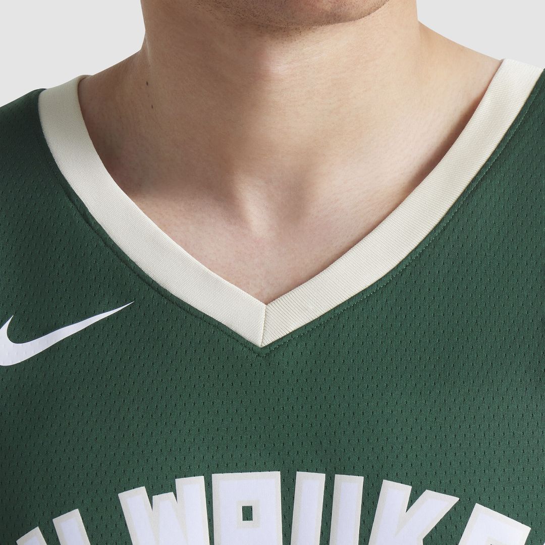 Giannis Antetokounmpo Milwaukee Bucks Nike Unisex Swingman Jersey - Icon Edition - Hunter Green